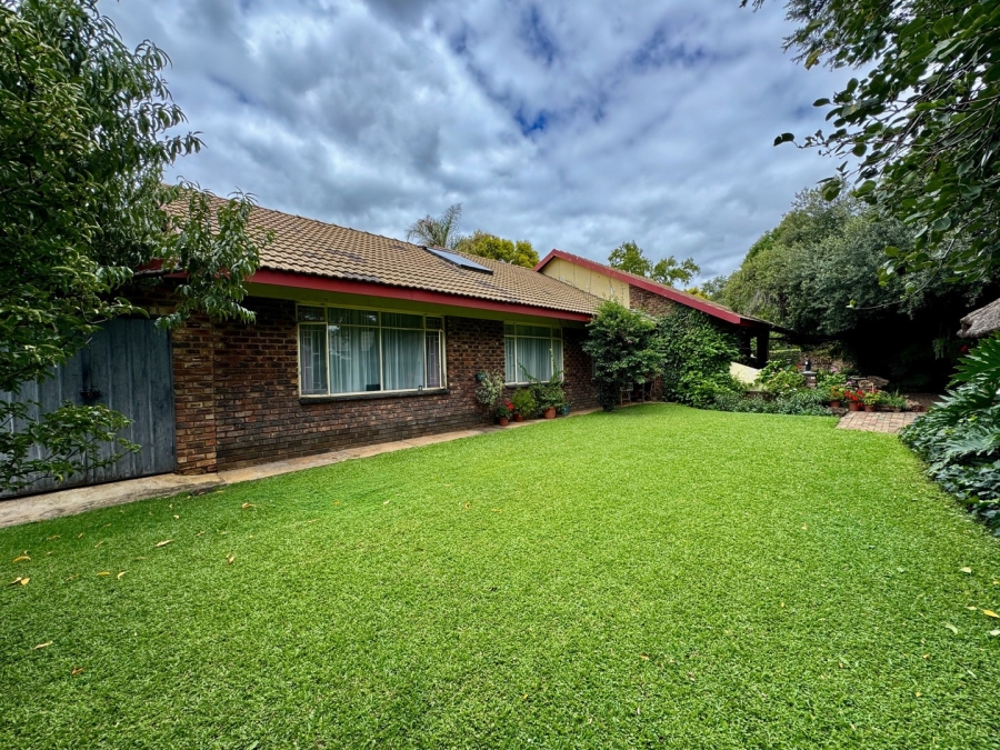 4 Bedroom Property for Sale in Potchefstroom North West